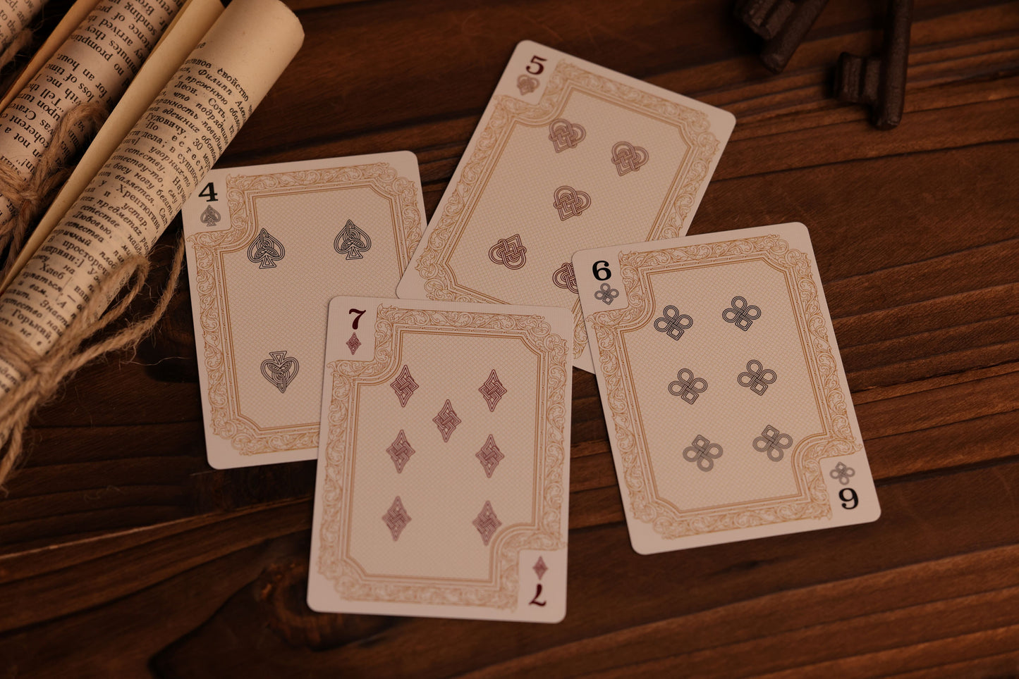 Assassin's Creed Legacy Playing Cards | WHITE SIGNATURE Edition