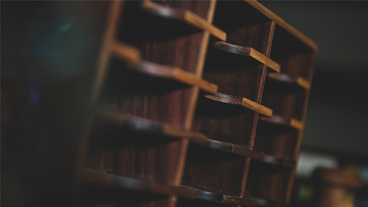 Spielkartenschrank aus Holz (Hülle für 15 Kartenspiele)